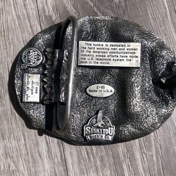 Telephone company belt buckle numbered - Picture 3 of 5